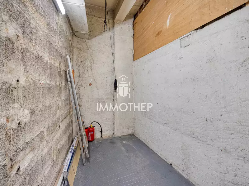 Divers, 296 m²