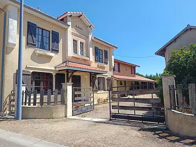 Maison, 296 m²