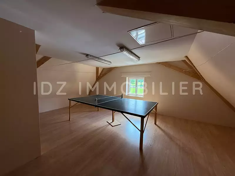 Maison, 195 m²