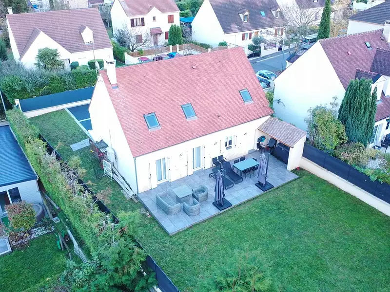 Maison, 147 m²