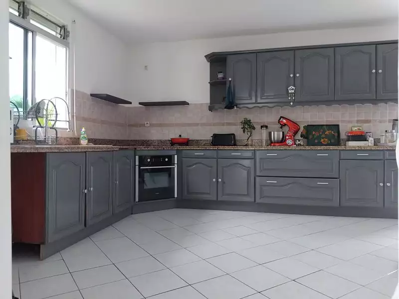 Maison, 225 m²
