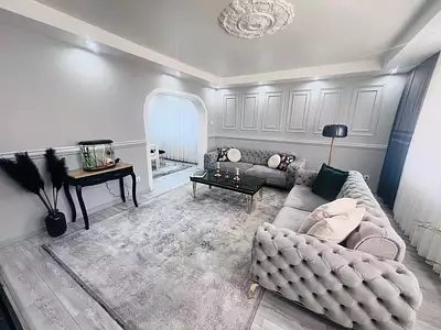 Maison, 166 m²