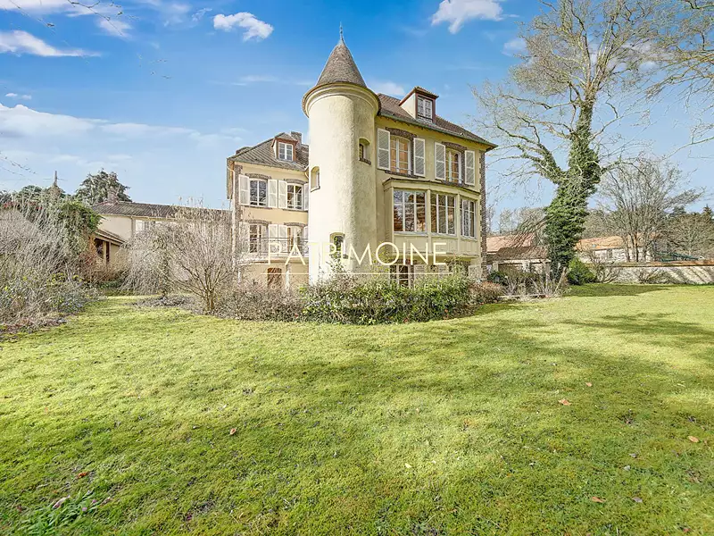 Maison, 635 m²