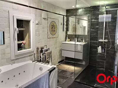Appartement, 150 m²