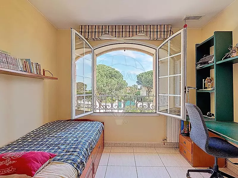 Maison, 310 m²