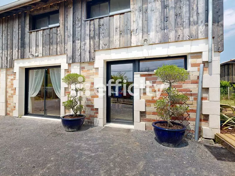 Maison, 160 m²
