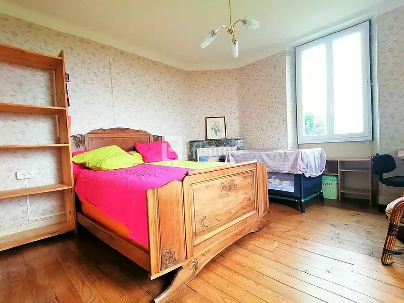 Maison, 210 m²