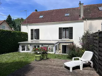 Maison, 163 m²