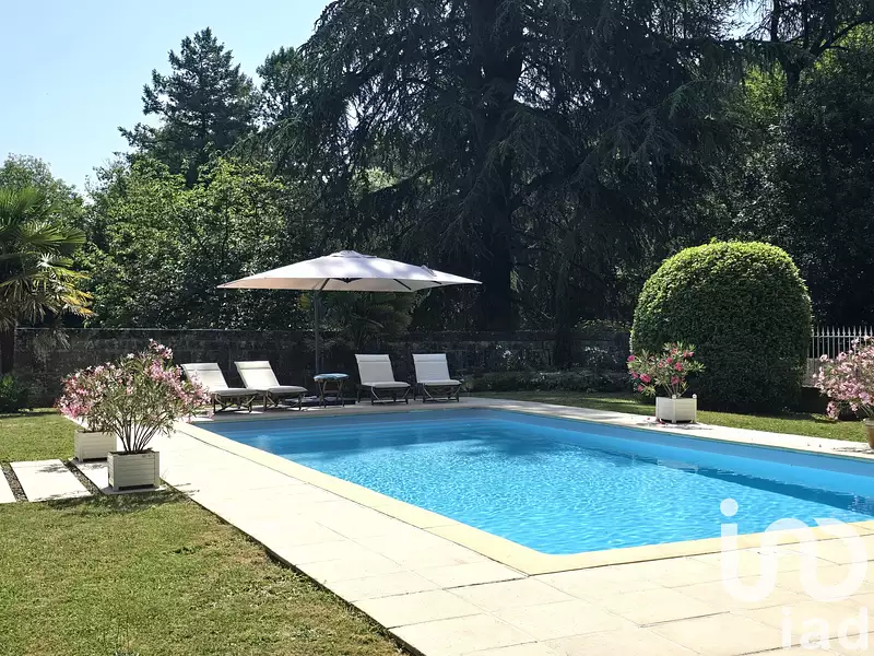 Maison, 270 m²