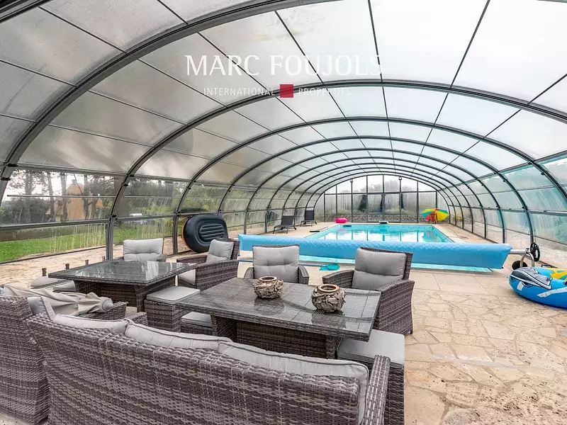Maison, 240 m²