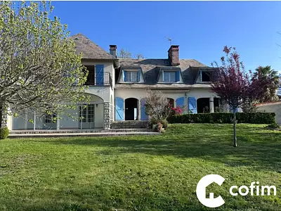 Maison, 260 m²