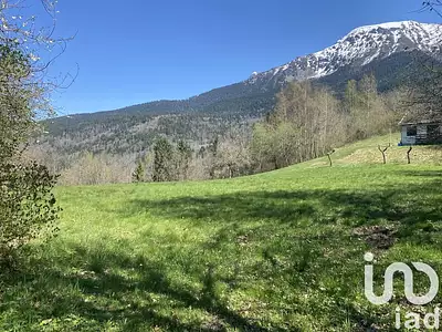 Terrain, 879 m²