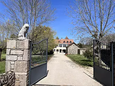 Maison, 250 m²