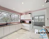Maison, 275 m²