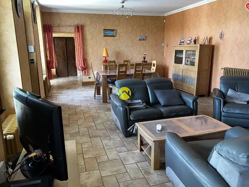 Maison, 170 m²