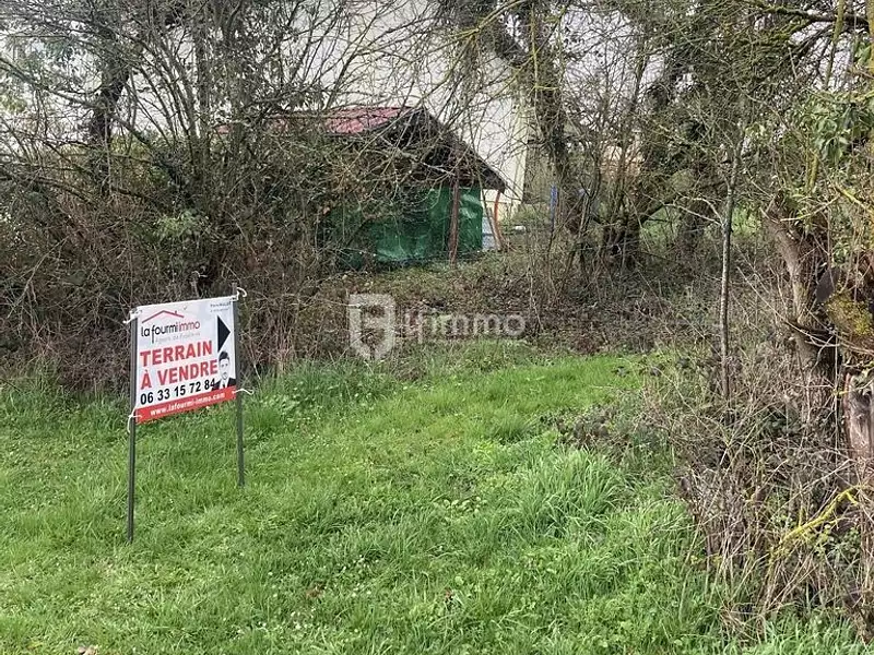 Terrain, 1 094 m²