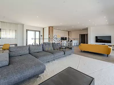 Maison, 240 m²