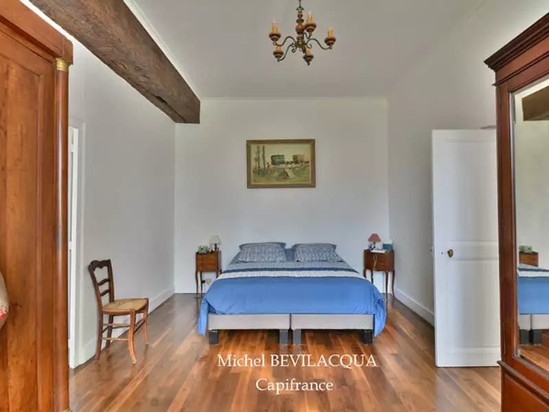 Maison, 700 m²