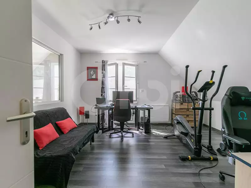 Maison, 195 m²