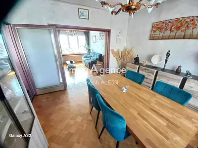 Maison, 163 m²