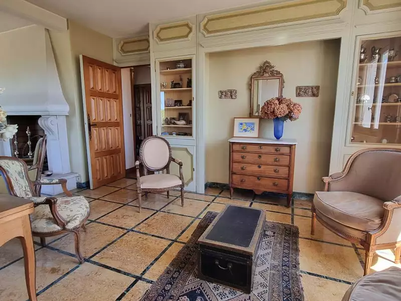 Appartement, 211 m²