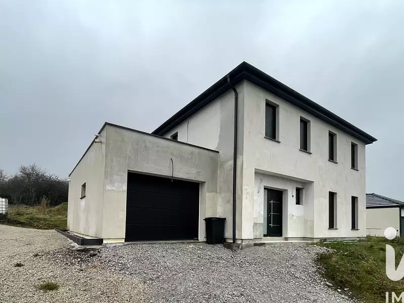 Maison, 145 m²