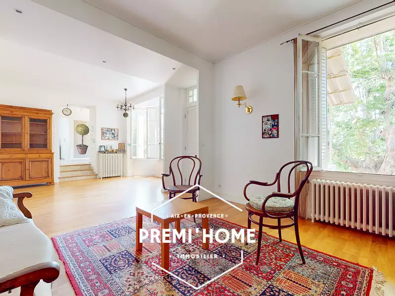 Maison, 190 m²
