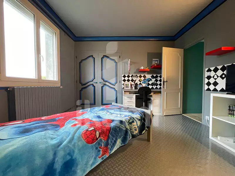 Maison, 168 m²