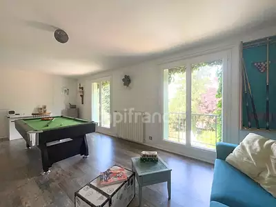 Maison, 200 m²