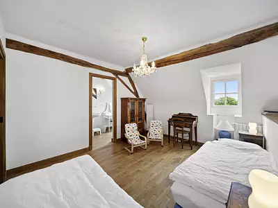 Maison, 255 m²