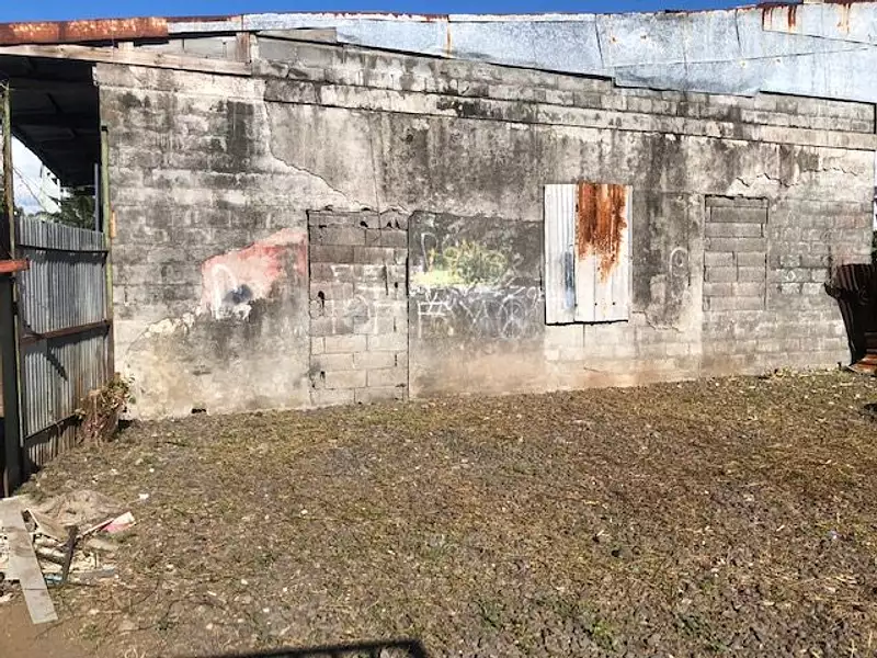 Terrain, 160 m²