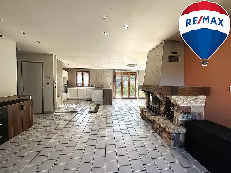 Maison, 94 m²