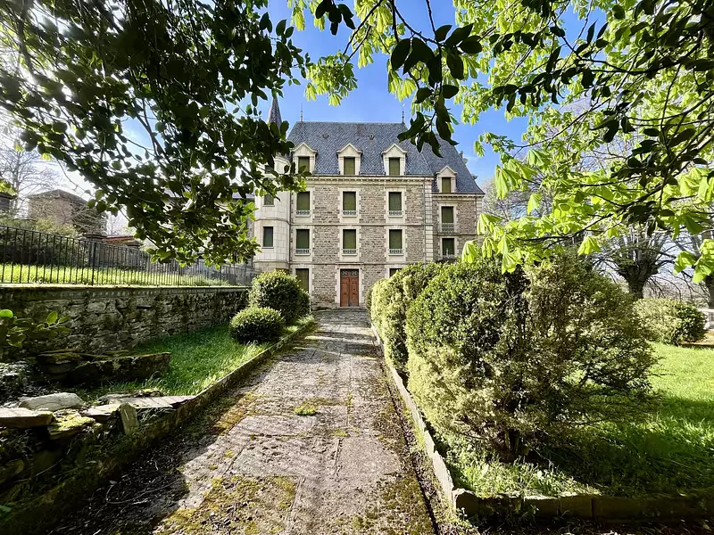 Maison, 700 m²