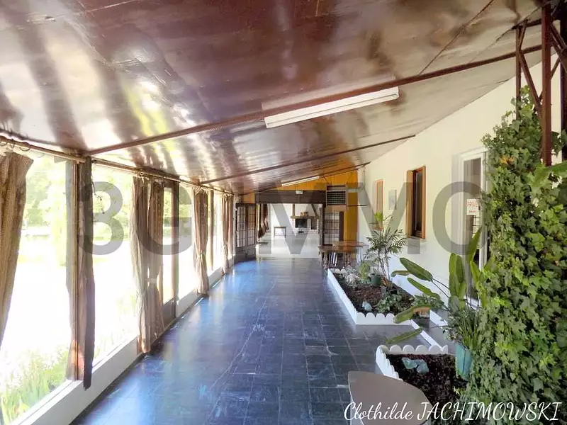 Maison, 551 m²