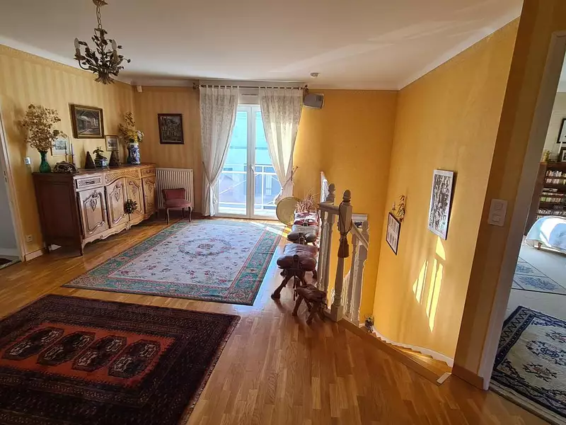 Maison, 220 m²