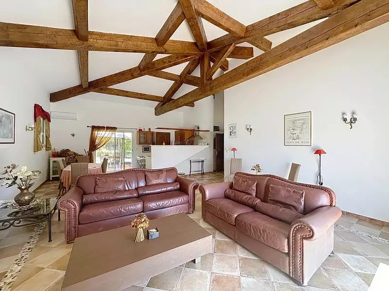 Maison, 330 m²