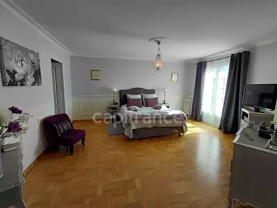 Maison, 295 m²