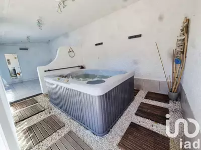 Maison, 176 m²