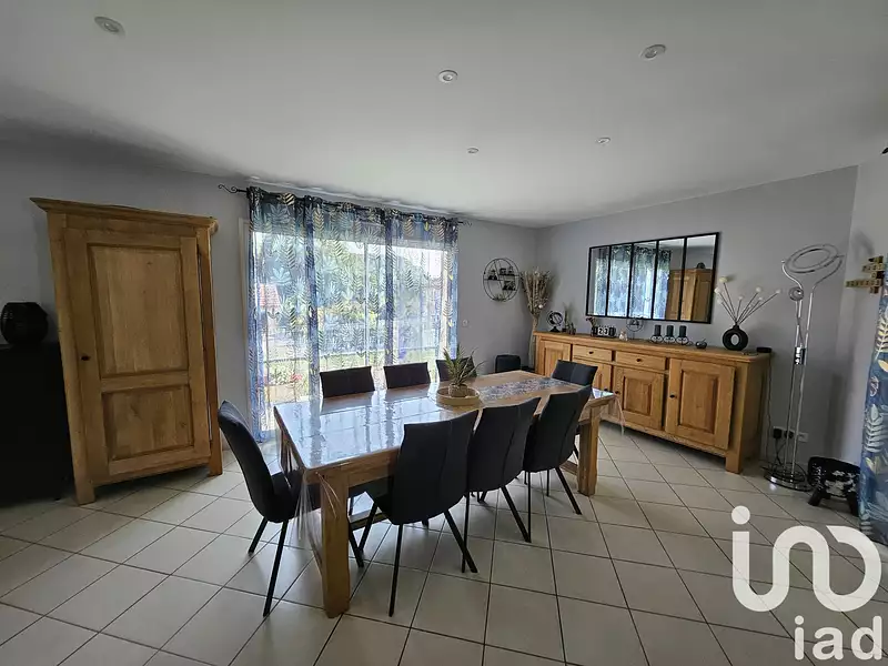 Maison, 200 m²