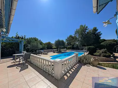 Maison, 121 m²