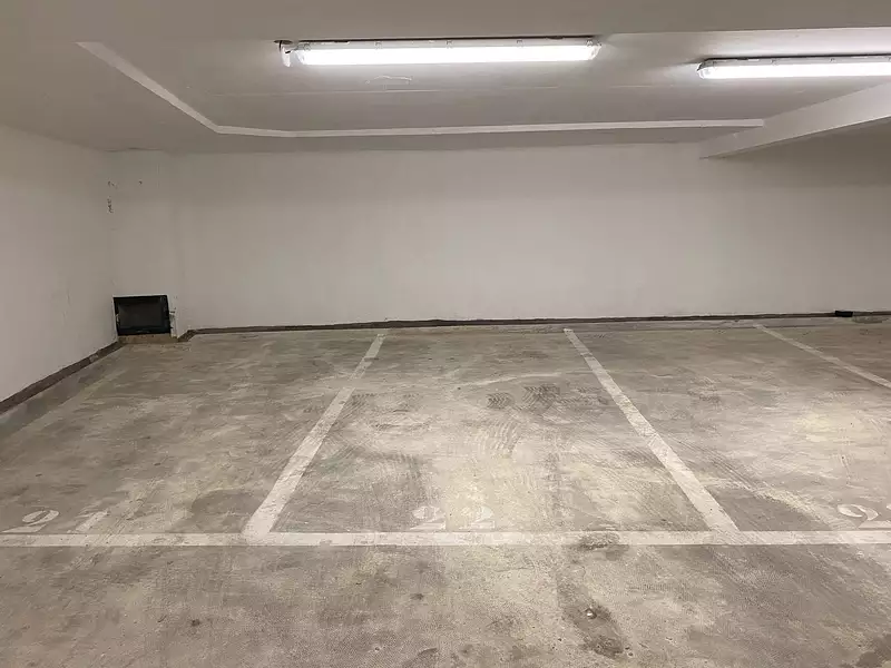 Parking, 11 m²