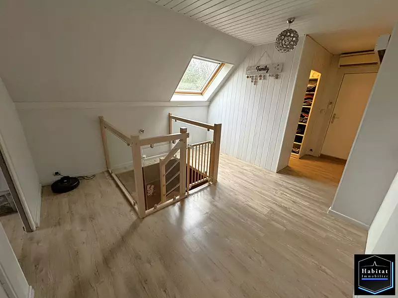 Maison, 121 m²