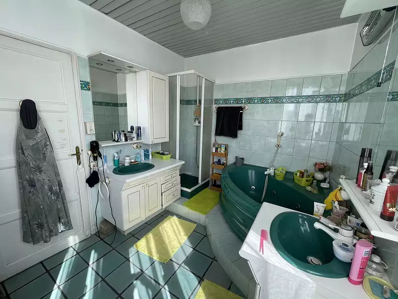 Maison, 194 m²