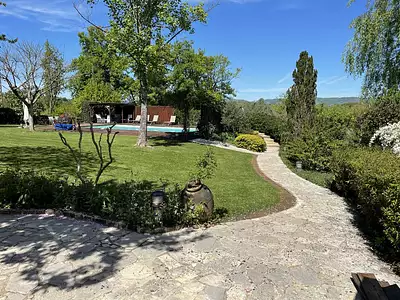 Maison, 221,6 m²