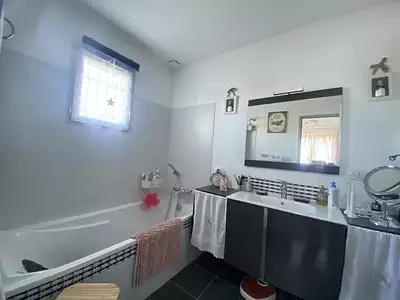 Maison, 160 m²