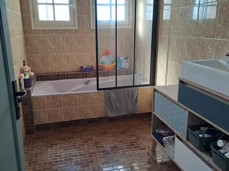 Maison, 141 m²