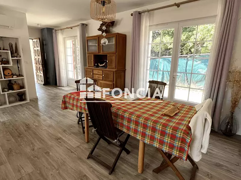 Maison, 130 m²