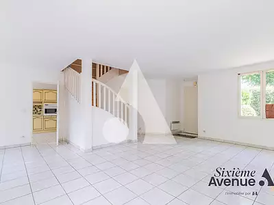 Maison, 140 m²