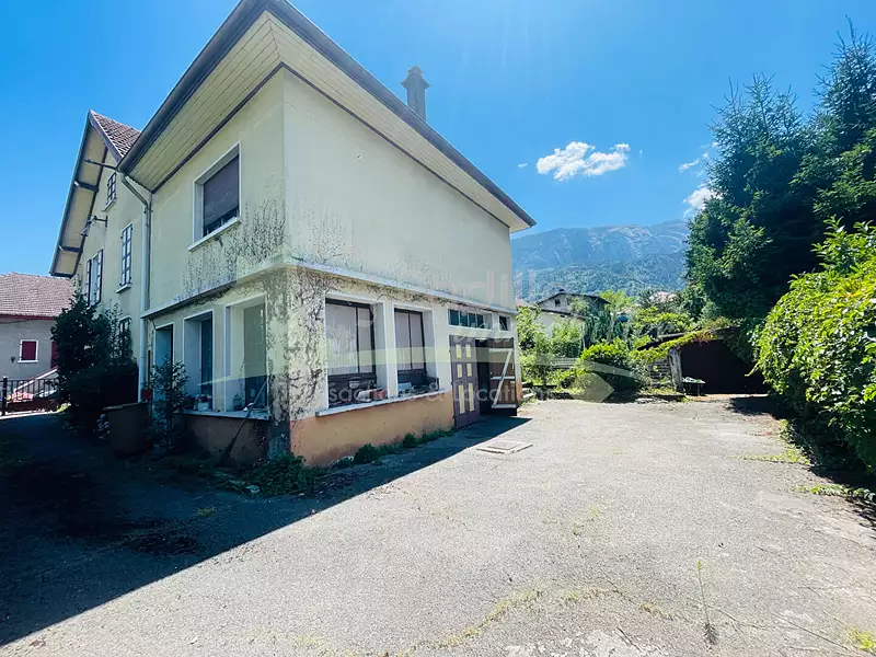 Maison, 175 m²