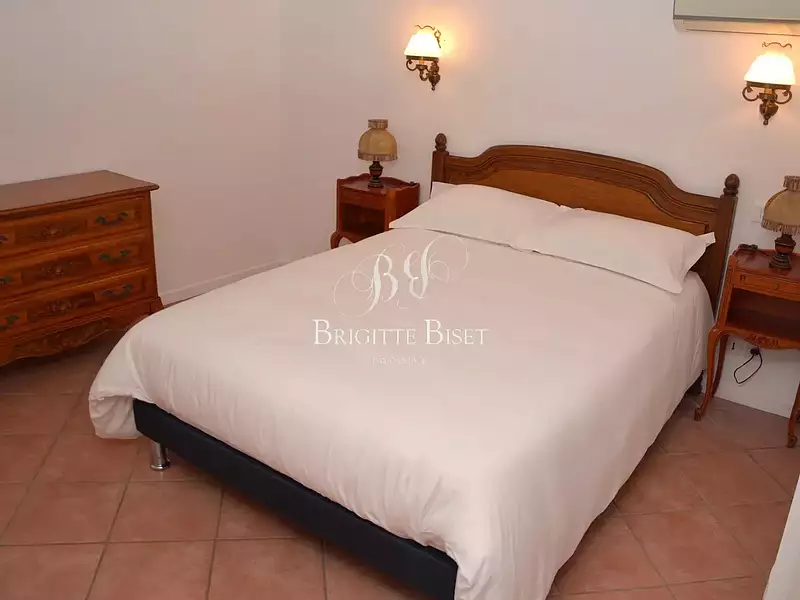 Maison, 311 m²